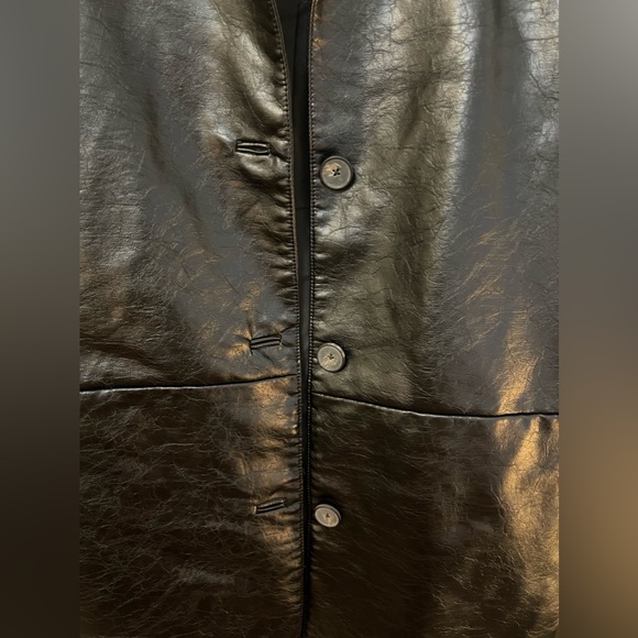 SOLD. BNWT Levi’s Black Vegan Leather Jacket - Picture 11 of 11
